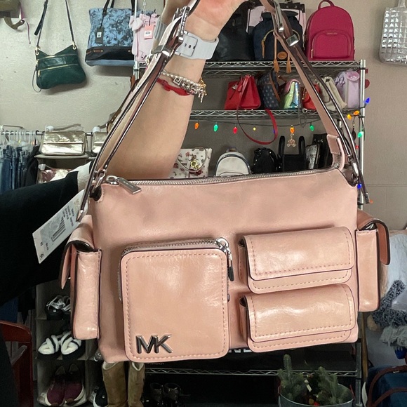 ♡Purse Show♡ - Picture 4 of 16